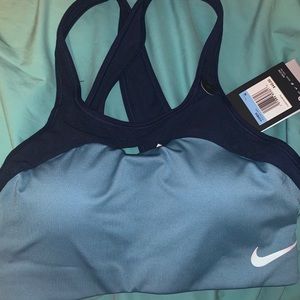 Brand new sports bra!